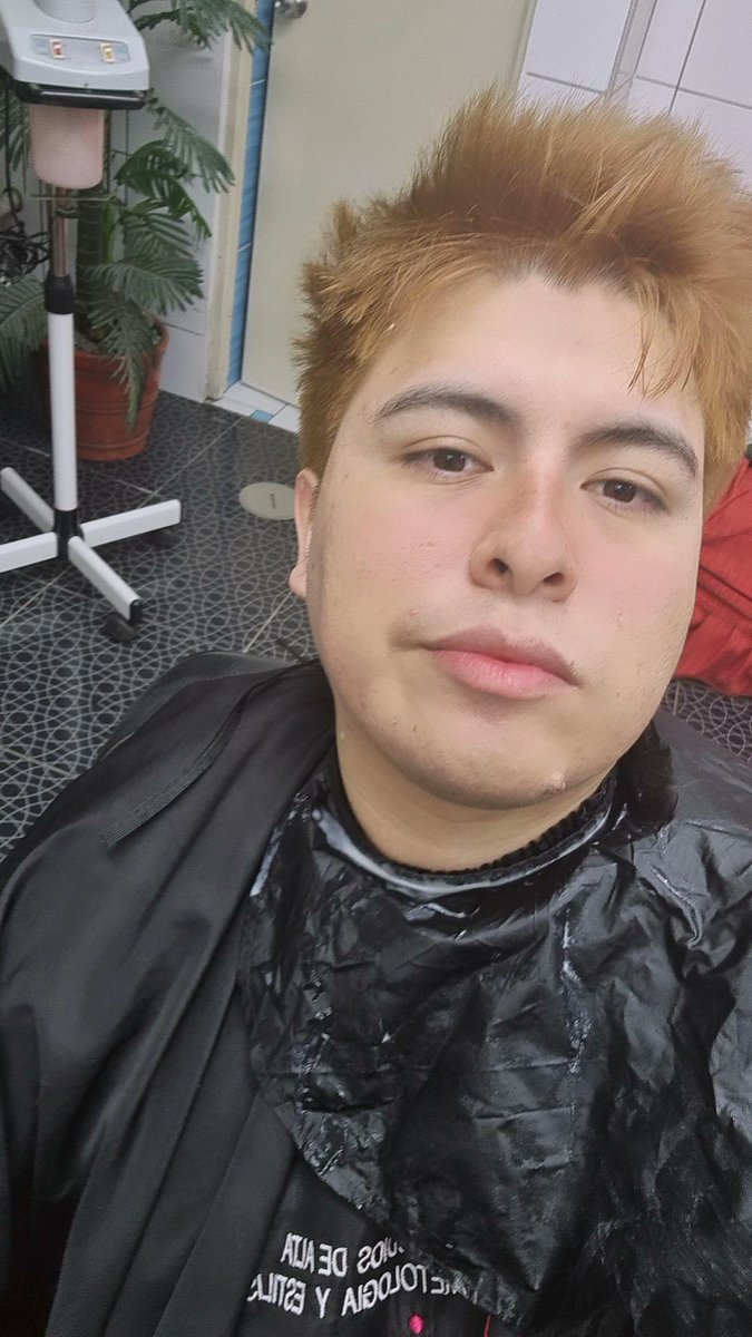 jan_r0ttv's tweet photo. Desde hoy soy janrogold xd https://t.co/PH5uifIGlF