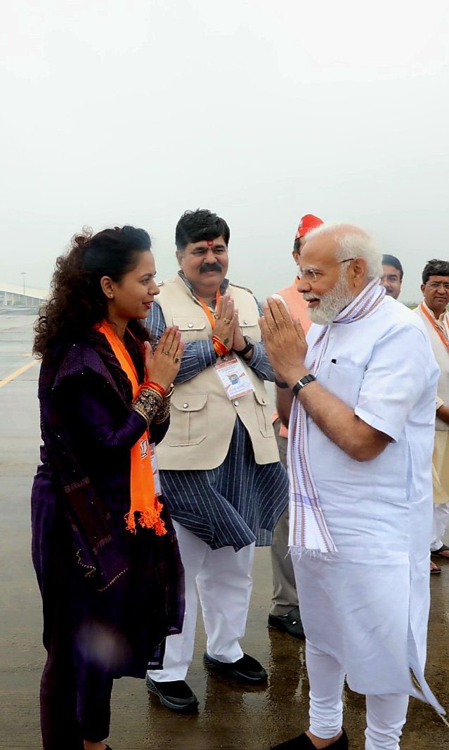 Raghuveer Patel (@raghuveerpatel_) on Twitter photo भाजपा प्रदेश प्रवक्ता सुश्री <a href="/BaggaNeha/">Neha Bagga - नेहा बग्गा</a> जी को जन्मदिन की शुभकामनाएं.
भगवान देवनारायण जी की कृपा से आप दीर्घायु हो।
<a href="/BaggaNeha/">Neha Bagga - नेहा बग्गा</a>
#शुभ_जन्मदिन
<a href="/BJP4MP/">BJP Madhya Pradesh</a> <a href="/BJP4India/">BJP</a> <a href="/Hkhandelwal1964/">Hemant Khandelwal</a> भाजपा प्रदेश प्रवक्ता सुश्री <a href="/BaggaNeha/">Neha Bagga - नेहा बग्गा</a> जी को जन्मदिन की शुभकामनाएं.
भगवान देवनारायण जी की कृपा से आप दीर्घायु हो।
<a href="/BaggaNeha/">Neha Bagga - नेहा बग्गा</a>
#शुभ_जन्मदिन
<a href="/BJP4MP/">BJP Madhya Pradesh</a> <a href="/BJP4India/">BJP</a> <a href="/Hkhandelwal1964/">Hemant Khandelwal</a>