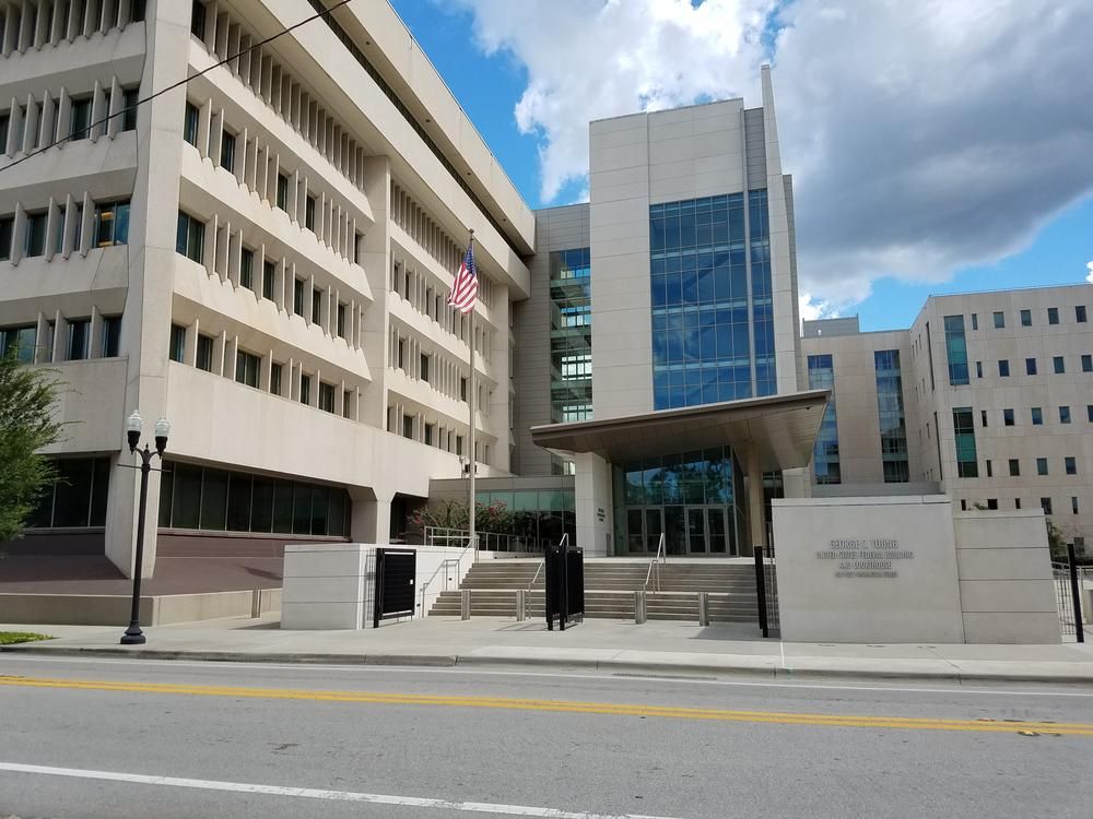 Florida Court Favors Authors, Publishers, Readers in ‘PRH v. Gibson’ buff.ly/11kIAm8