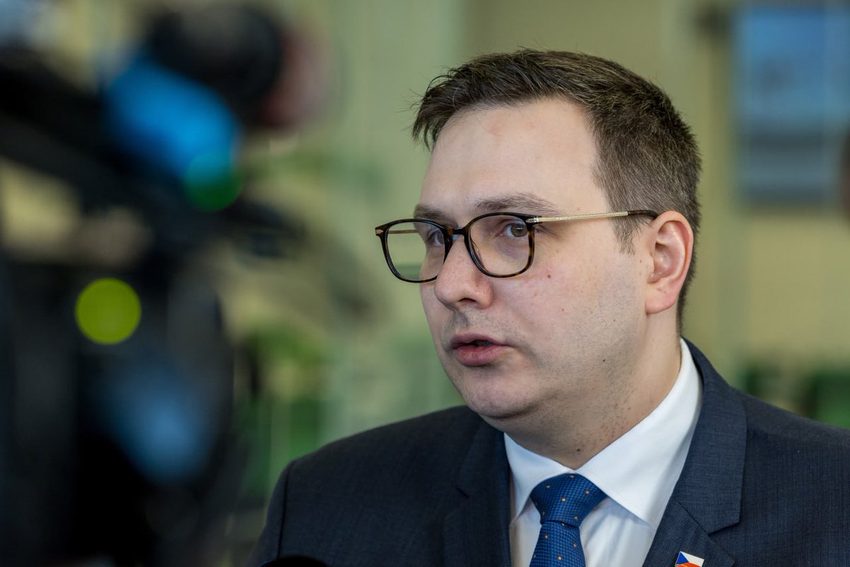 The EU is preparing to ban Russian diplomats from freely traveling within the Schengen area

The European Union is considering restrictions on the movement of Russian diplomats within the Schengen area as part of the 19th package of sanctions, Czechia's Foreign Minister Jan