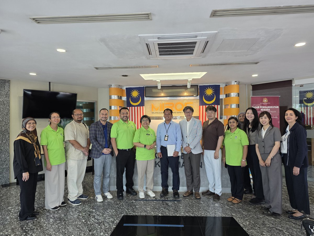 MIROS berbesar hati menerima kunjungan Persatuan Alumni IATSS Forum Japan, Malaysia (MIFA) &amp; International Association of Traffic Safety Sciences (IATSS) Jepun, bagi berkongsi projek semasa, melawat fasiliti penyelidikan &amp; meneroka peluang kerjasama keselamatan jalan raya