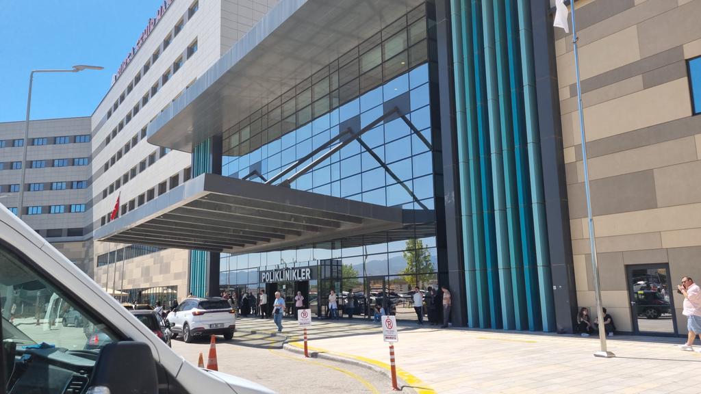 Var mı kimse tanışmak isterim