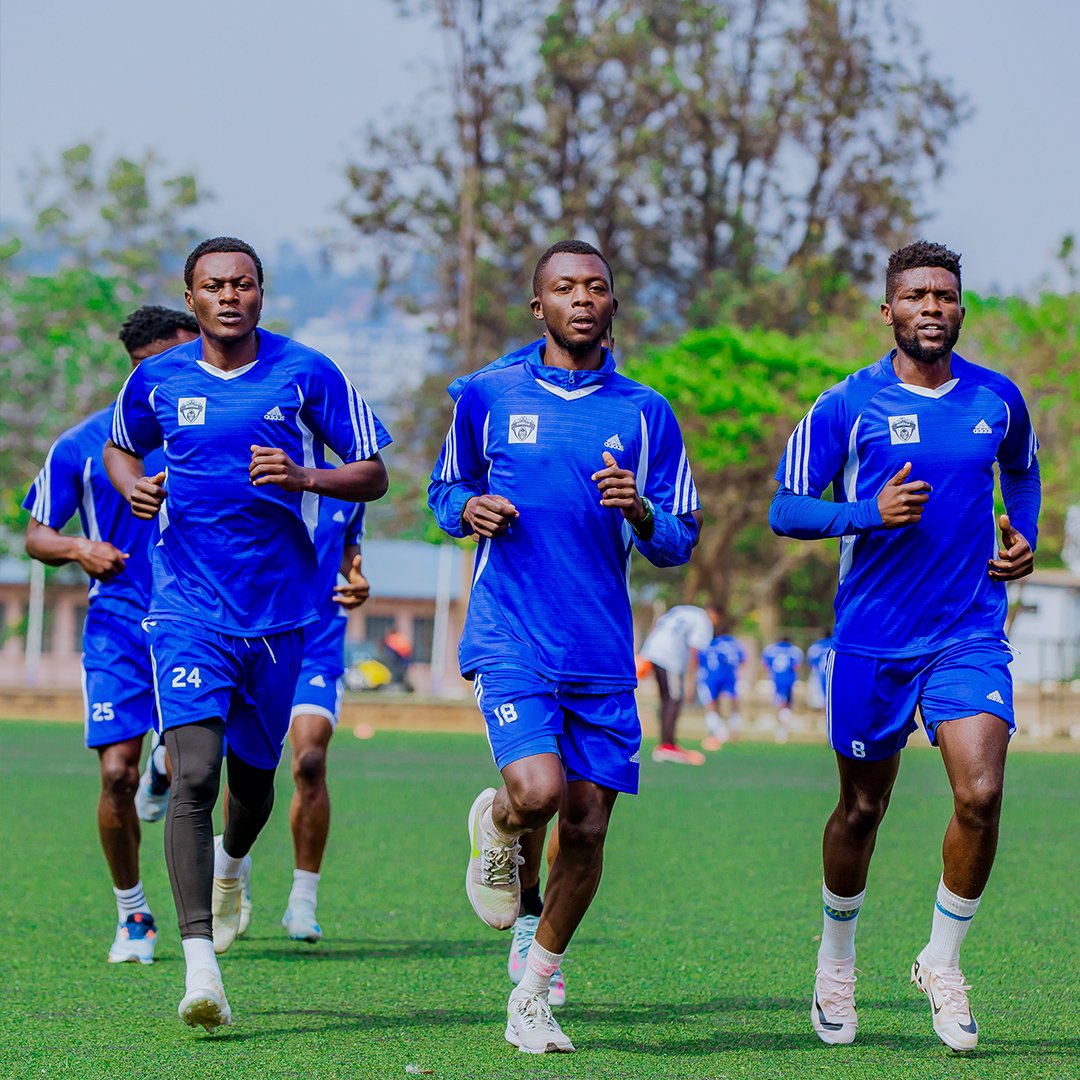 Gorillafc_'s tweet image. Back on the grind. 👊

#GorillaFC #TrainingDay #BackToWork