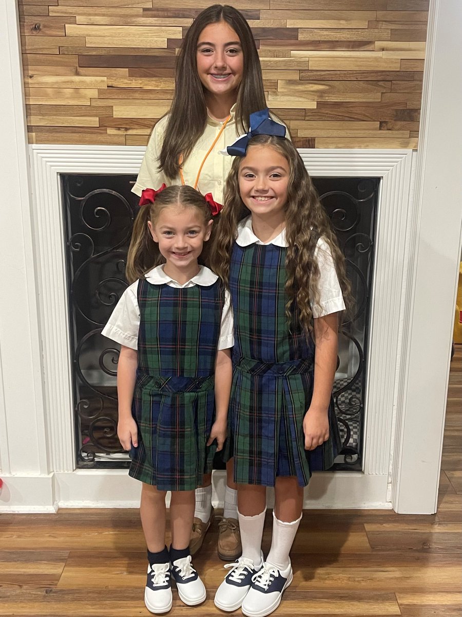 23bbourgeois's tweet photo. Team Bourgeois is celebrating the start of a new school year for our families! The little ones started a couple of weeks ago & Emma started yesterday toward her final year of grad school at McNeese. Looking forward to another successful school year!
#TeamBourgeois
#BackToSchool https://t.co/SX6iPB1qGS