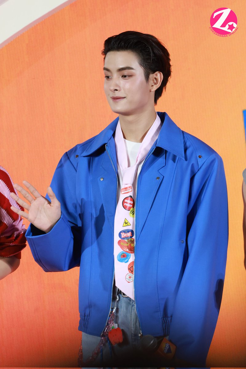 “ขุนพล BUS” ร่วมงานเปิดตัว “แฟนต้า” ใหม่ กลิ่นลิ้นจี่ ท้าตัวตึงเจนซ่า เปิดเซ้นส์ซ่า 5 สัมผัส

#BUSbecauseofyouishine 
#FantaTH #แฟนต้าลิ้นจี่xBUS #FantaxBUS #KHUNPOL