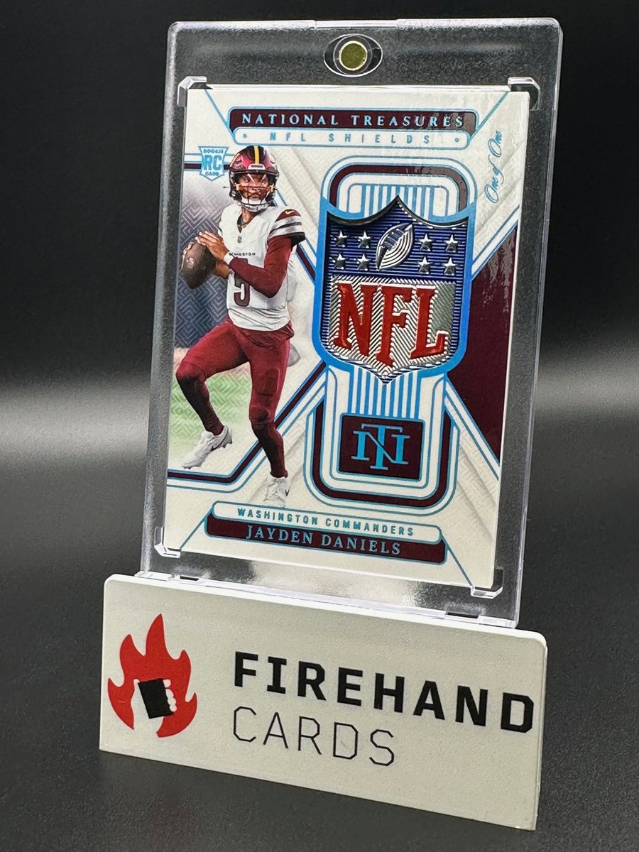 FireHandCards's tweet image. Jayden Daniels 👀
2024 National Treasures 🏈
NFL Shield Rookie Patch 1/1
Pulled by Hot Hands Andy 🔥👋
