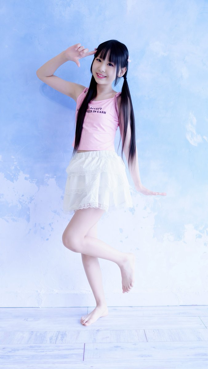 欲しがるなʬʬʬʬʬʬʬʬ

#モニベル #LexarioR #キッズアイドル #キッズモデル #みるく #js5