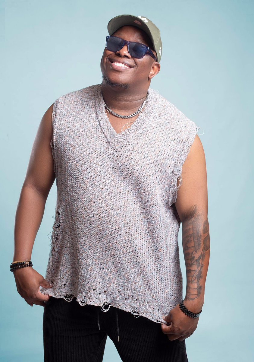 FridayAfterWorkAffair tweet media