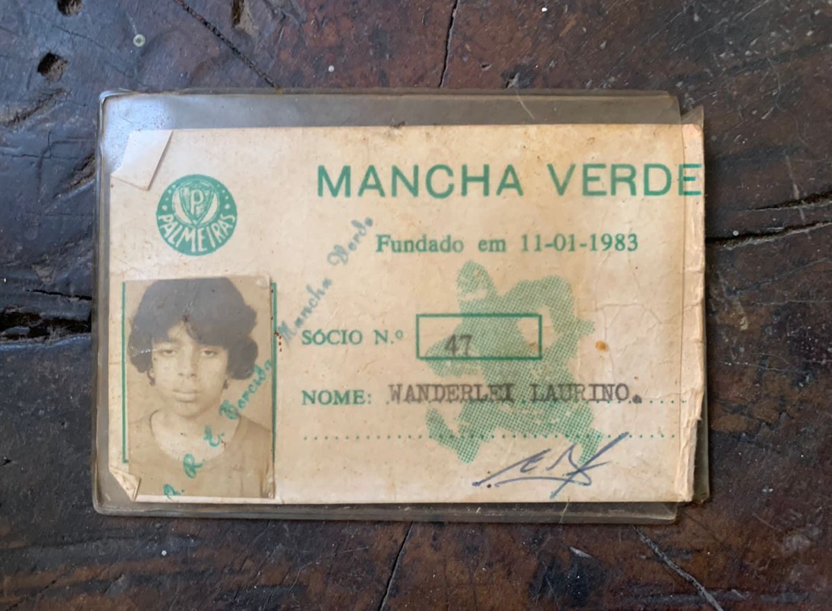 O Ocupa Palestra perdeu um de seus fundadores, e o Palmeiras, uma de suas maiores vozes ativas.

Wanderlei Laurino, o nosso Derley, nos deixou.
Partiu da mesma forma que viveu sua vida: em silêncio e sem alarde.