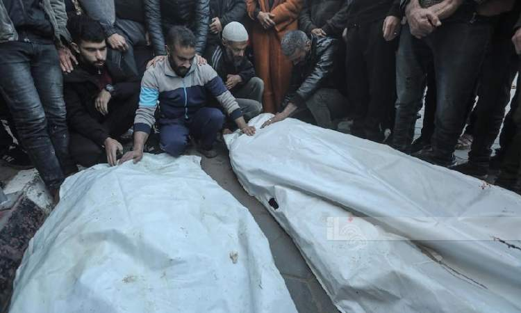 ارتفاع ضحايا الإبادة الإسرائيلية في غزة إلى 62 ألفا و819 شهيدا

26 سبتمبر نت:-

ارتفعت حصيلة العدوان الإسرائيلي على قطاع غزة اليوم الثلاثاء، إلى 62,819 شهيدًا و 158,629 إصابة منذ السابع من أكتوبر للعام 2023م.

وأوضحت وزارة الصحة في التقرير الإحصائي اليومي لعدد الشهداء والجرحى