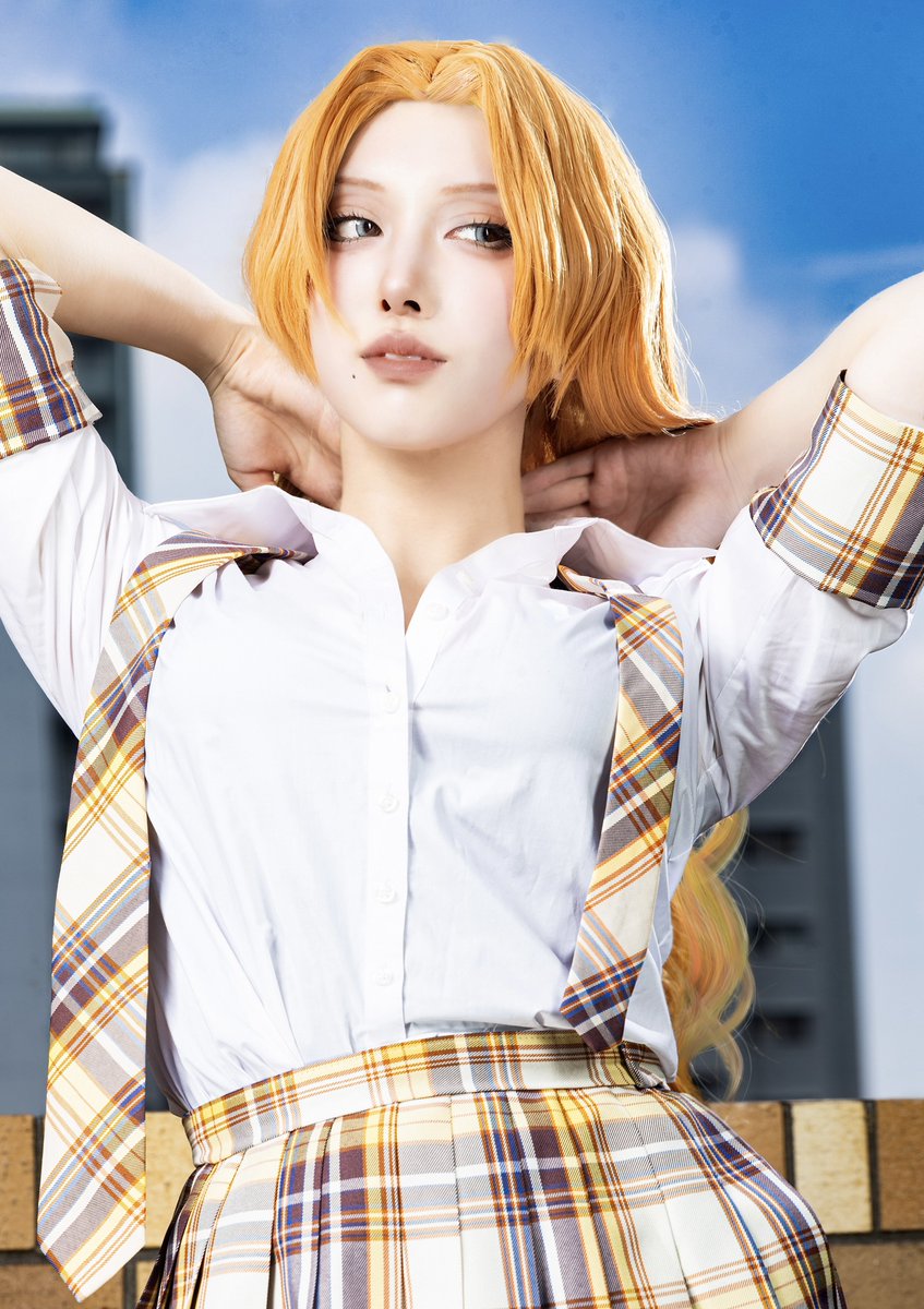cos.    𝘉𝘓𝘌𝘈𝘊𝘏 / 松本乱菊    
.
          少女S

                       “     あなたを待っている     ”
.
.