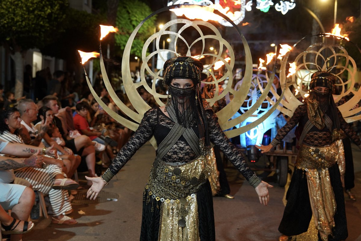 GVAturisme's tweet image. 😀¡Ya es oficial! Los Moros y Cristianos de #Paterna son Fiesta de Interés Turístico Autonómico.

📄Hoy se publica la resolución en el @GVAdogv👉f.mtr.cool/aexfuxcgif

👏¡Enhorabuena a @AytoPaterna y a la Federación @Intercomparsas!

ℹ️f.mtr.cool/kzjfgdzolm