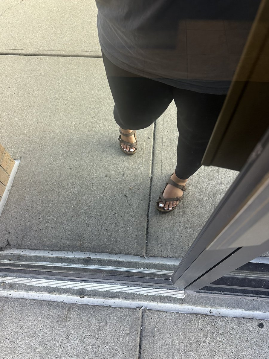 It has been a rough morning… waking up late and a bunch of little things going wrong 👣 finally walking into work 

#whitetoes #softsoles #feetpics #feetfinder #footlover #toes #feet #soles #softfeet #higharches #smoothsoles #wrinkledfeet #prettyfeet