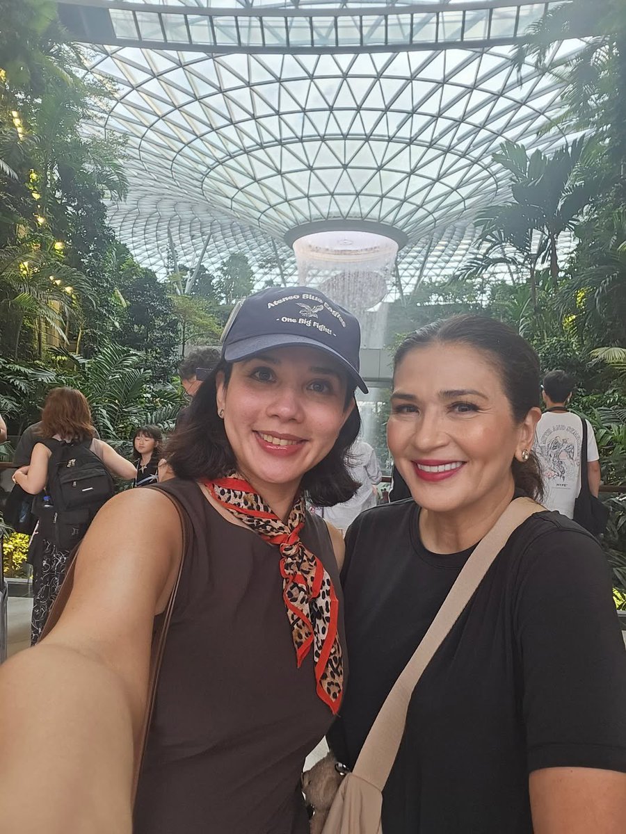 This adorable mother-and-daughter tandem — <a href="/anakarylle/">karylle</a> and <a href="/zsazsapadilla/">zsa zsa padilla</a> — is overflowing with sweetness, good vibes, and beauty! 

Don’t miss #KsDrama Episode 24, now out!
🔗: open.spotify.com/episode/7Lp5NU…