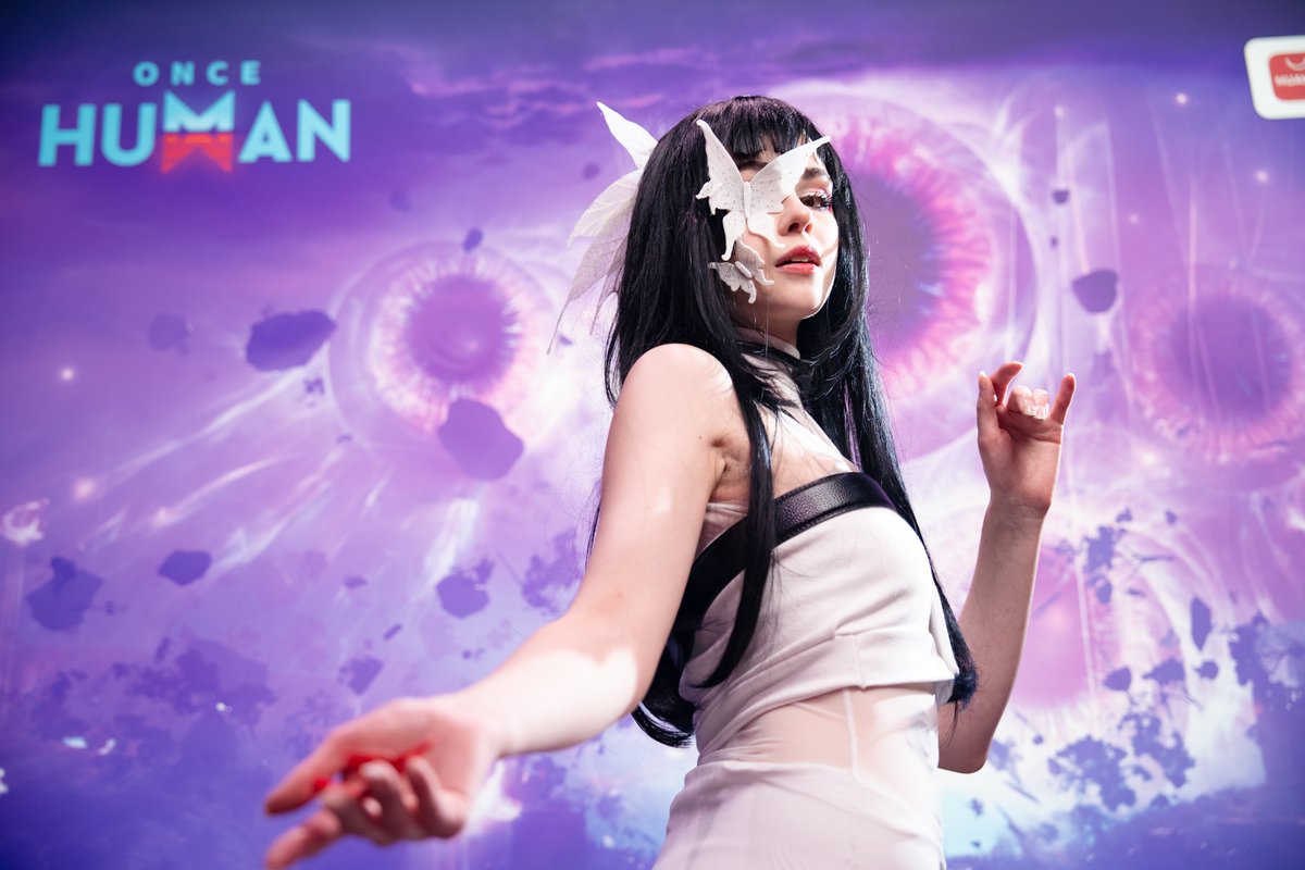 OnceHuman_JP's tweet image. 🎮️#OnceHuman × #gamescom 2025🎮️

ドイツ・ケルンでの熱気あふれるイベント、無事終了✨

現地での思い出をフォトで振り返ろう📸

次回も皆さんに会えるのが楽しみだネ🤖

📱💻モバイル＆PC版 好評配信中  
🔗oncehuman.onelink.me/0Y6K/qpxez6bu  

#ワンスヒューマン