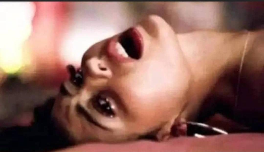 Babe it was a mistake 😭😭😭

Her during the mistake👇👇😂