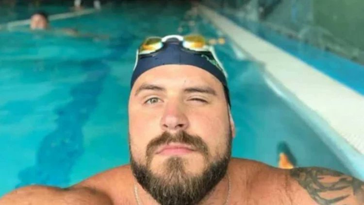 İstanbul Boğazı'ndaki yarışmada kaybolmuştu... Rus yüzücüyü arama çalışmaları sürüyor: Dikkat çeken çip detayı

hurriyet.com.tr/gundem/istanbu…