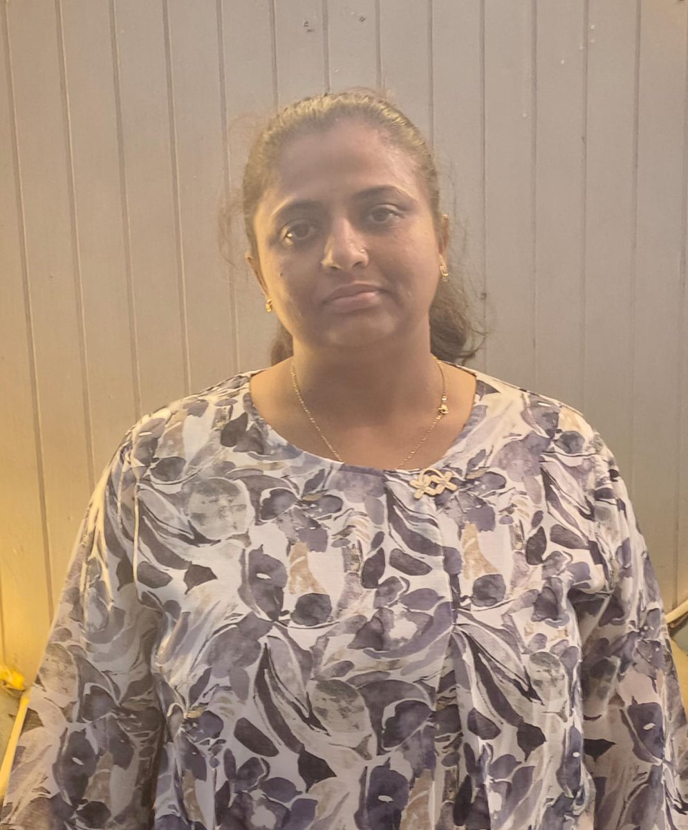 CdhoSabarkantha's tweet image. #employeeoftheweek 💐
પૂર જેવી વિકટ પરિસ્થિતિમાં પણ ફરજનિષ્ઠા, કર્તવ્યપરાયણતા અને અજોડ સેવાભાવ દાખવી સ્ટાફ નર્સ  જાગૃતિબેન પટેલે સફળ પ્રસૂતિ કરાવી માતા અને બાળકનો જીવ બચાવ્યો. 

તેમનો સમર્પિત ભાવ, અદમ્ય હિંમત, નિષ્ઠાપૂર્વકનું કાર્ય આપણાં માટે પ્રેરણારૂપ છે.
#healthcarehero