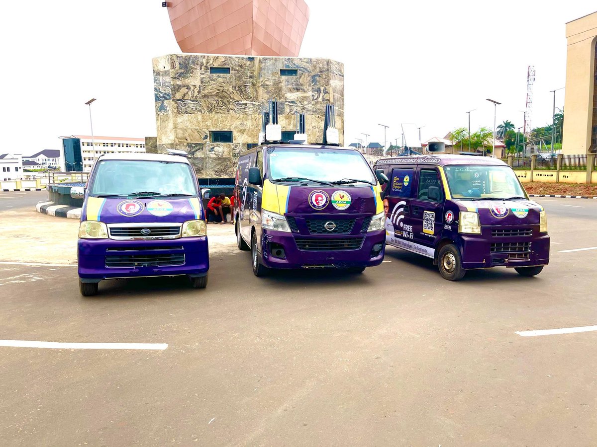 Gefasoludo's tweet image. GEFAS just went beast mode!🚀🔥

From 2 to now, 3 fully loaded GEFAS #MobileTechHub buses tearing through the streets, schools, communities, and markets as INTERNET ON THE GO!!! 

A milestone powered by Gov @CCSoludo vision for a smart, connected Anambra. #VoteSoludoIbezim2025