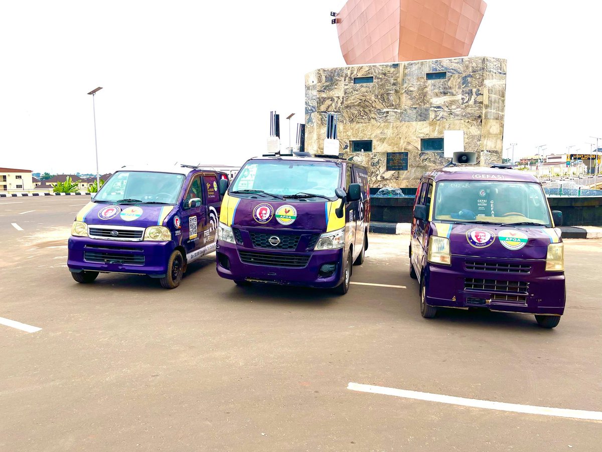 Gefasoludo's tweet image. GEFAS just went beast mode!🚀🔥

From 2 to now, 3 fully loaded GEFAS #MobileTechHub buses tearing through the streets, schools, communities, and markets as INTERNET ON THE GO!!! 

A milestone powered by Gov @CCSoludo vision for a smart, connected Anambra. #VoteSoludoIbezim2025