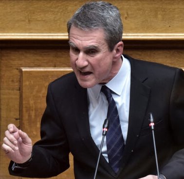 Όσα είπε η ιδιαιτέρα Φρουζή για τον Ανδρέα Λοβερδο και τη #Novartis στη δίκη που βρίσκεται σε εξέλιξη