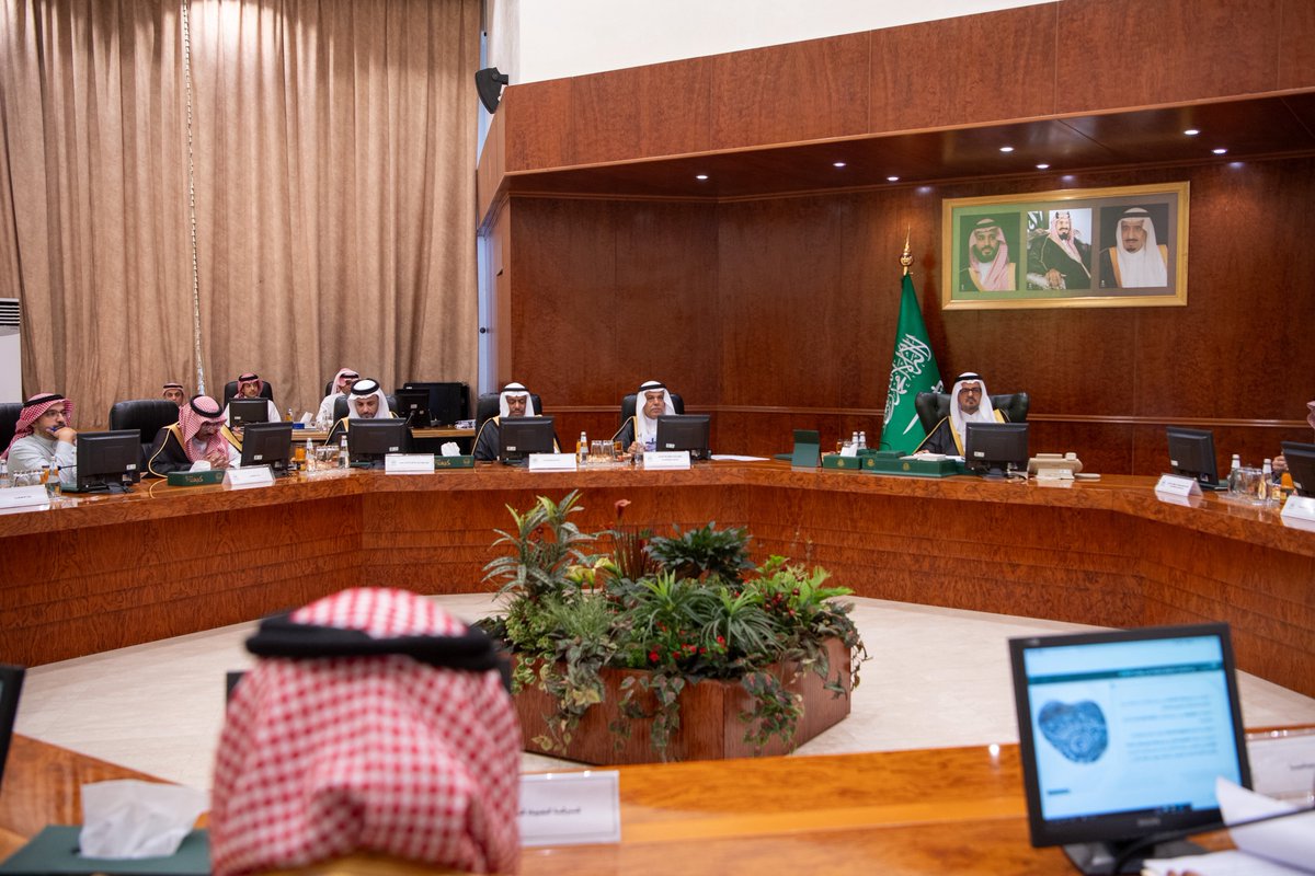 makkahregion's tweet photo. استعرضت اللجنة  آخر المستجدات المتعلقة بالاستعداد المبكر لحج عام 1447هـ، والمشاريع التطويرية الجاري تنفيذها للتسهيل على ضيوف الرحمن إلى جانب مناقشة عدد من الموضوعات الاخرى المدرجة على جدول الأعمال واتخذت حيالها التوصيات اللازمة. https://t.co/2kcw0c6nqW