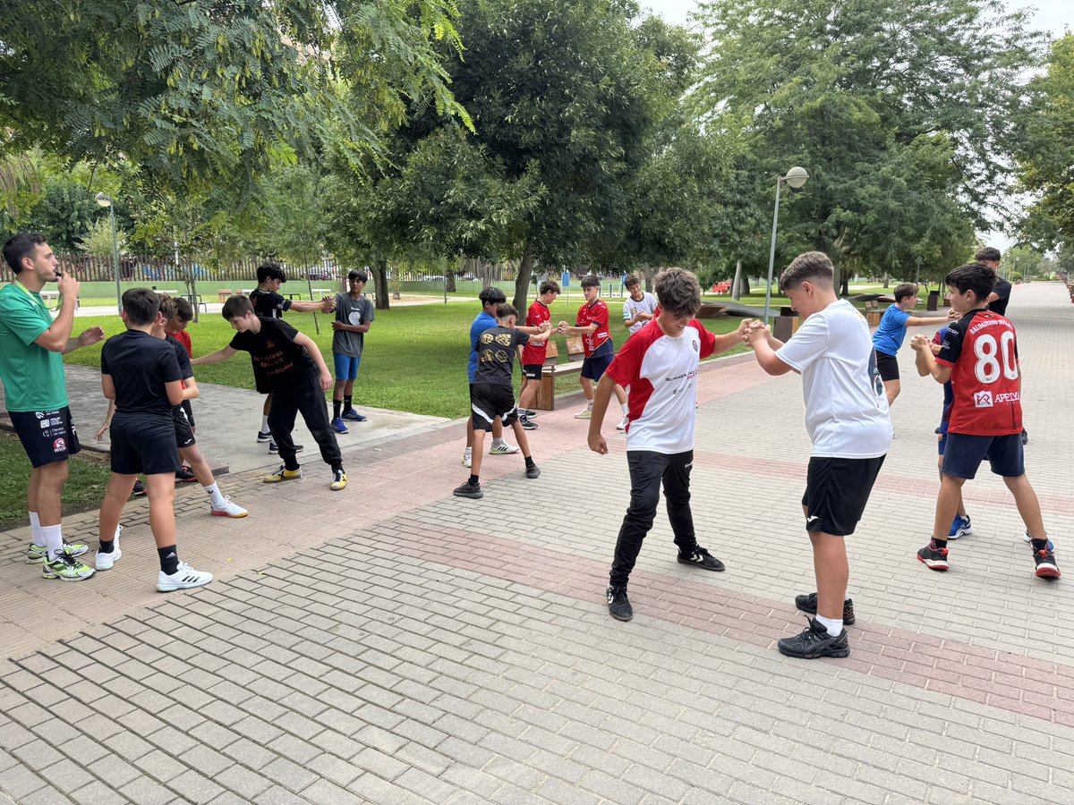 Balonmano Mislata tweet media