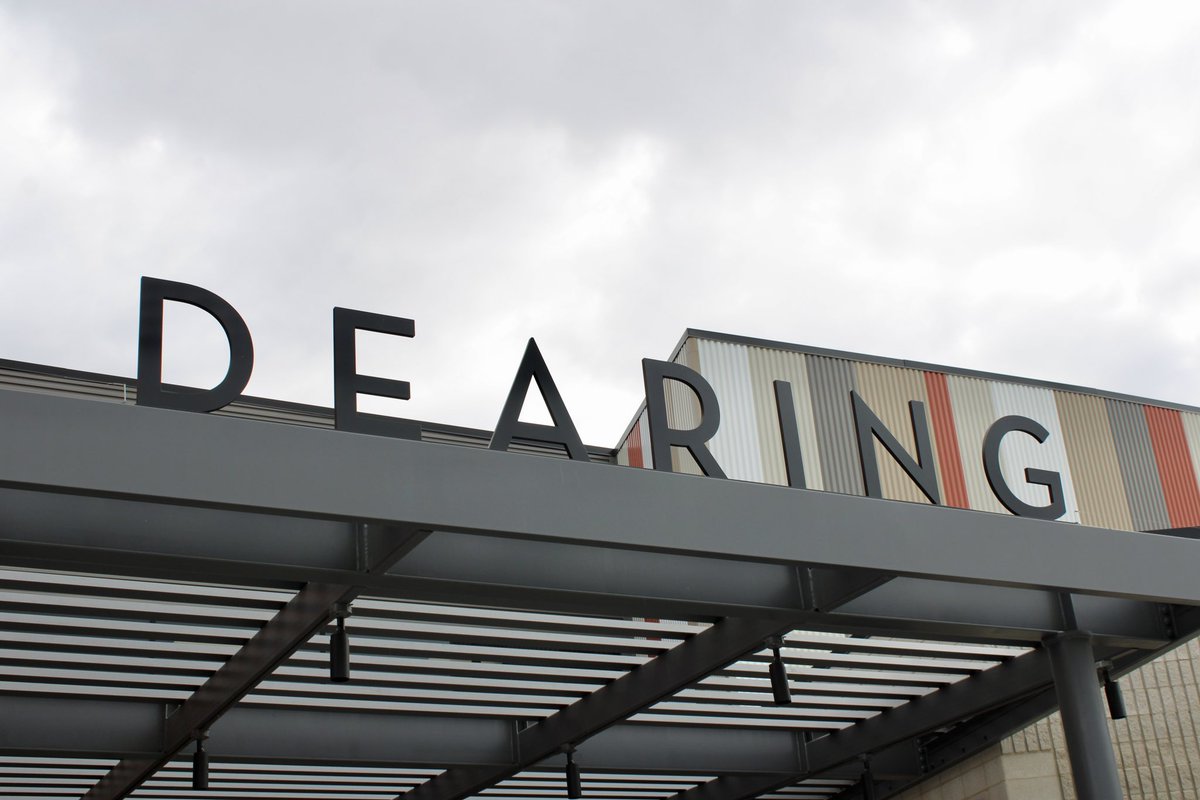 CommishTick's tweet image. This morning, I joined @ClarkCountySch for the ribbon-cutting of the new Laura Dearing Elementary building. 

Since 1964, this school has been the heart of East Las Vegas. Proud to declare today Laura Dearing Elementary School Day and celebrate this $50M investment.