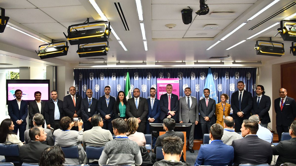 UNODCmexico's tweet photo. Con el fin de blindar la integridad de la @fifaworldcup_es 🇨🇦🇺🇸🇲🇽⚽, arrancamos el taller “Protegiendo el deporte en #México: Enfoque en la lucha contra la manipulación de competencias”.

Gracias al apoyo de @fifacom_es y @iocmedia, reforzamos el combate contra este delito💰🎰. https://t.co/Eu7CgHS5wE