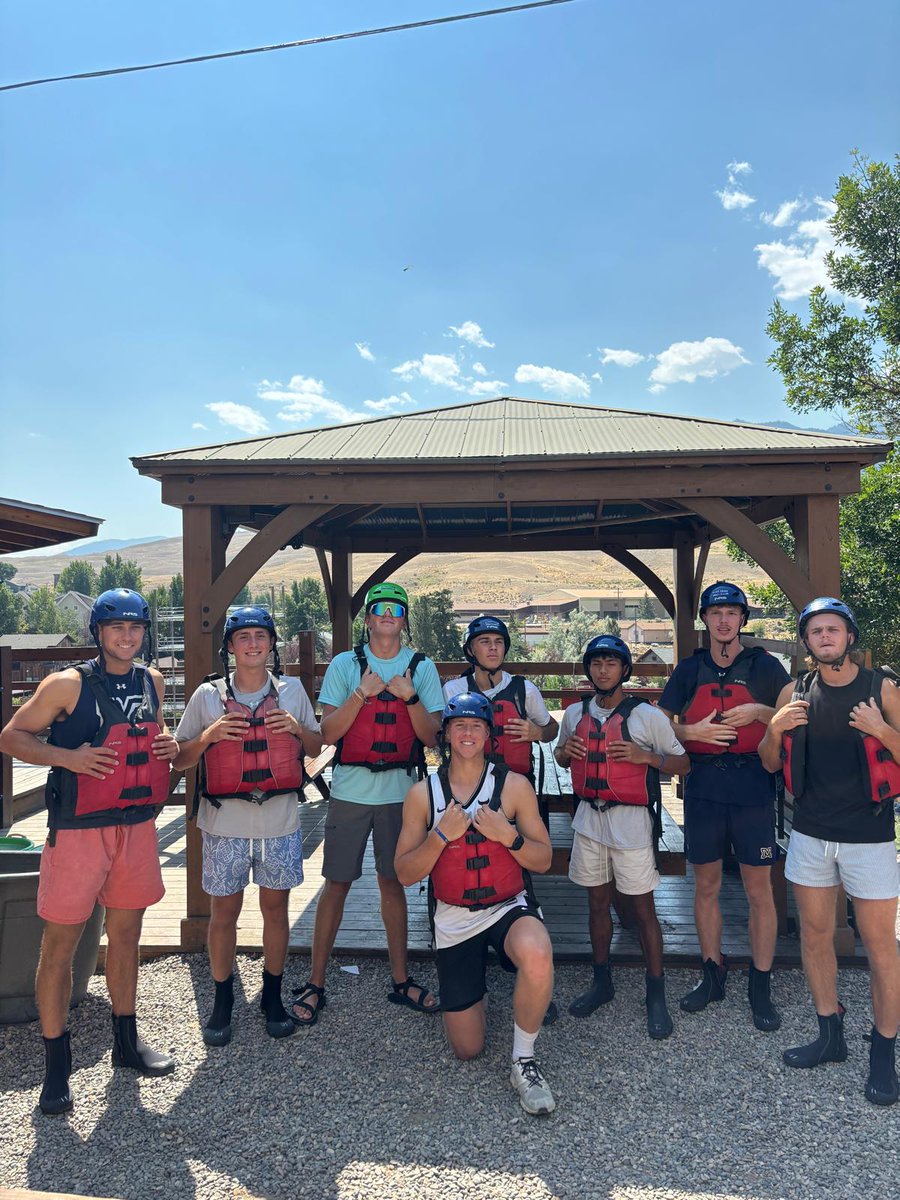 msumenstennis's tweet image. First week in the books!

Volunteering ✅
Movie Night ✅
Classes ✅
Rafting ✅

#GoCatsGo x #BobcatTennis