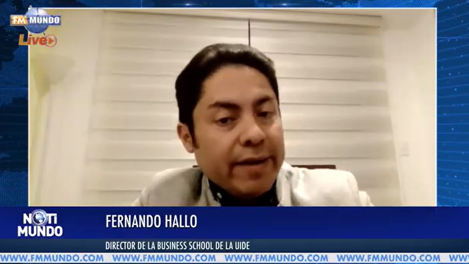 📲 #UIDEtoday | #Viajar bien y gastar menos. Conoce las claves para ahorrar hasta un 40% en tus #vacaciones. Revisa esta entrevista de <a href="/fmmundo/">FM Mundo</a> a <a href="/fernando_hallo/">Fernando Hallo</a>, director de nuestra #Business School.

👉🏻 Escucha más: tinyurl.com/2ef278c5.