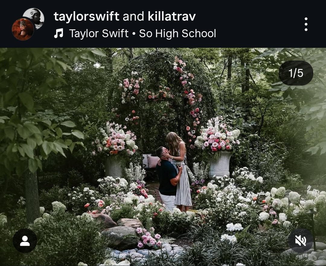 I'm not Taylor's fan at all but I see she got engaged and yaaaall look at the song she used IM GONNA KMZZZ