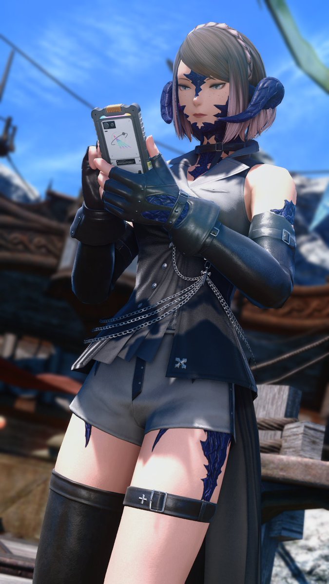 She's browsing twt in queue...

what is she looking at...?