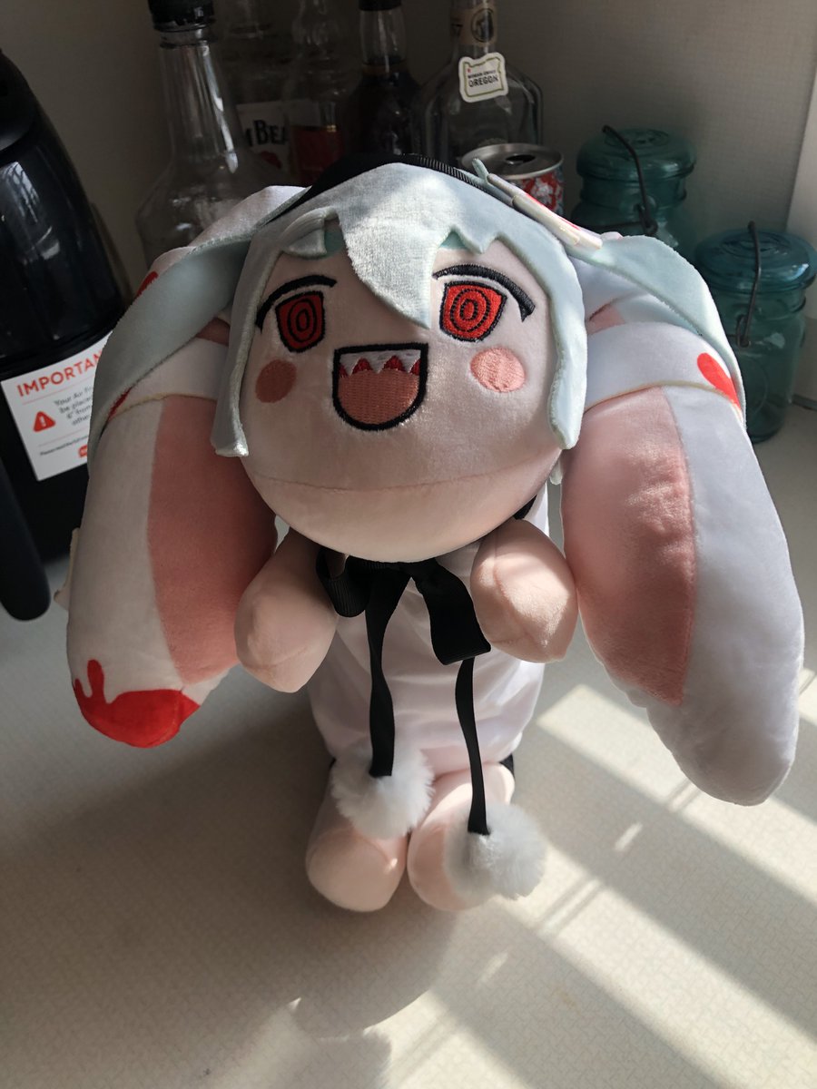 KenNoiseHeck's tweet photo. Ms. Para arrived to my abode finally and immediately set about stealing my alcohol. Beware the wandering feral blue bunny...
#PARAdrip
@wwparasiVT https://t.co/KA1d2EG7gt