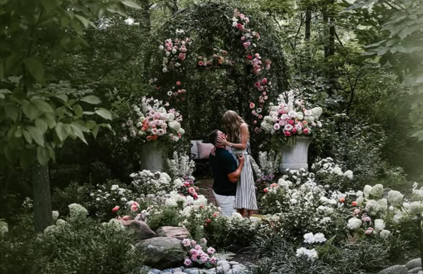 rizzmanagement_'s tweet photo. Game's over. The generational wealth's been coded.

$TAYLOR @taylorswift13  about to get married anytime soon, and this could be one of the biggest once-in-a-lifetime event in the music industry.

This pic generated 5M likes in 40min.

ANtzwGATFL5a6bTnTVf8tXcFKsxZYTTSYnf6Cf7SGUPk https://t.co/djz1iBQi3q