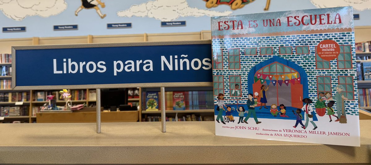 Today is Esta es una escuela’s book birthday! So happy I found a copy in a Barnes and Noble in San Mateo, California! It was my first time seeing a physical copy!