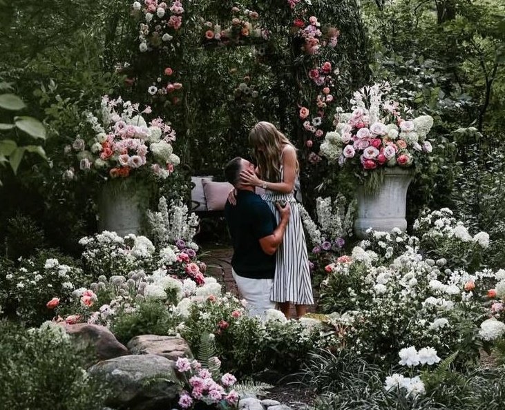 esposlipats's tweet photo. ser una swiftie que vivió la mayoría de los romances de taylor y ver que ahora, ella se va a casar con un hombre que verdaderamente la hace feliz y no le da miedo demostrarlo, les juro que no hay más felicidad que esta. https://t.co/LsZeriKEql