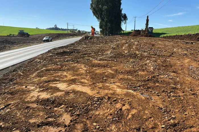 Atenção, motoristas! Na quinta-feira, dia 28 de agosto, a PRC-466 será interditada por duas horas para detonação de rochas. O bloqueio será feito às 14h e deve permanecer até as 16h.

jornalpontagrossa.com.br/noticia/154253…
