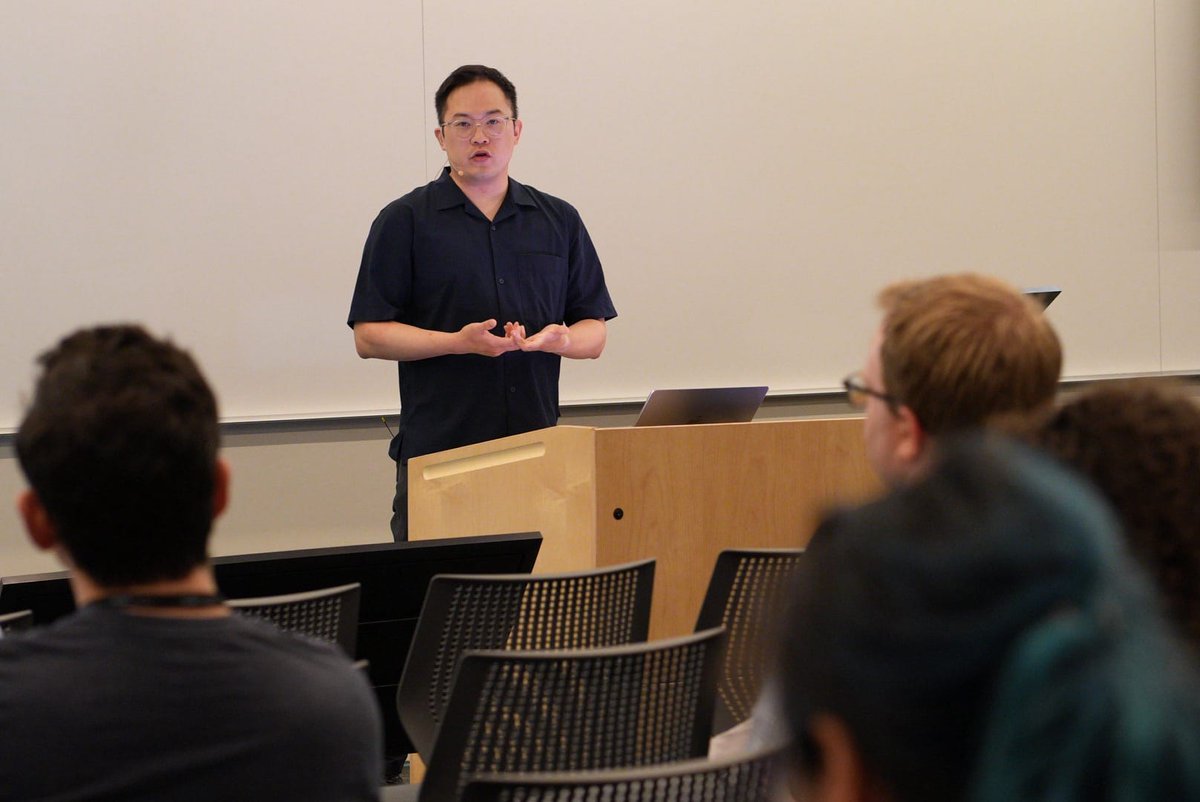 TheDataConf's tweet image. 📊🤖 Data+policy in focus! 

Dan Chen (UBC) demoed AI-powered dashboards built on LLM strengths. After lunch, Swaptik Chowdhury (RAND) mapped out 🗂️ framework for discussing AGI futures—clarifying assumptions &amp;amp; sparking better dialogue.

#dataconfAI #AI #DataScience #RStats #LLMs