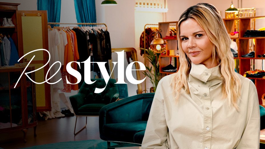 Soldatdesmedias's tweet image. Samedi 13 septembre à 10h10 sur @M6, #Nouveau, #Restyle avec #ÉmilieAlbertini.
© LION TV