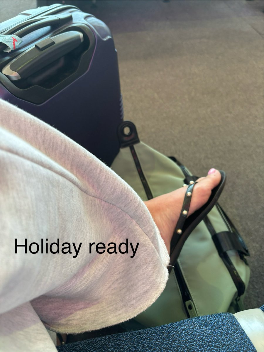 EnglishGemXx's tweet photo. Birthday Holiday ready!
Lanzarote here I come…

Paypiggy birthday 
Holiday https://t.co/UTpuXDnyKz