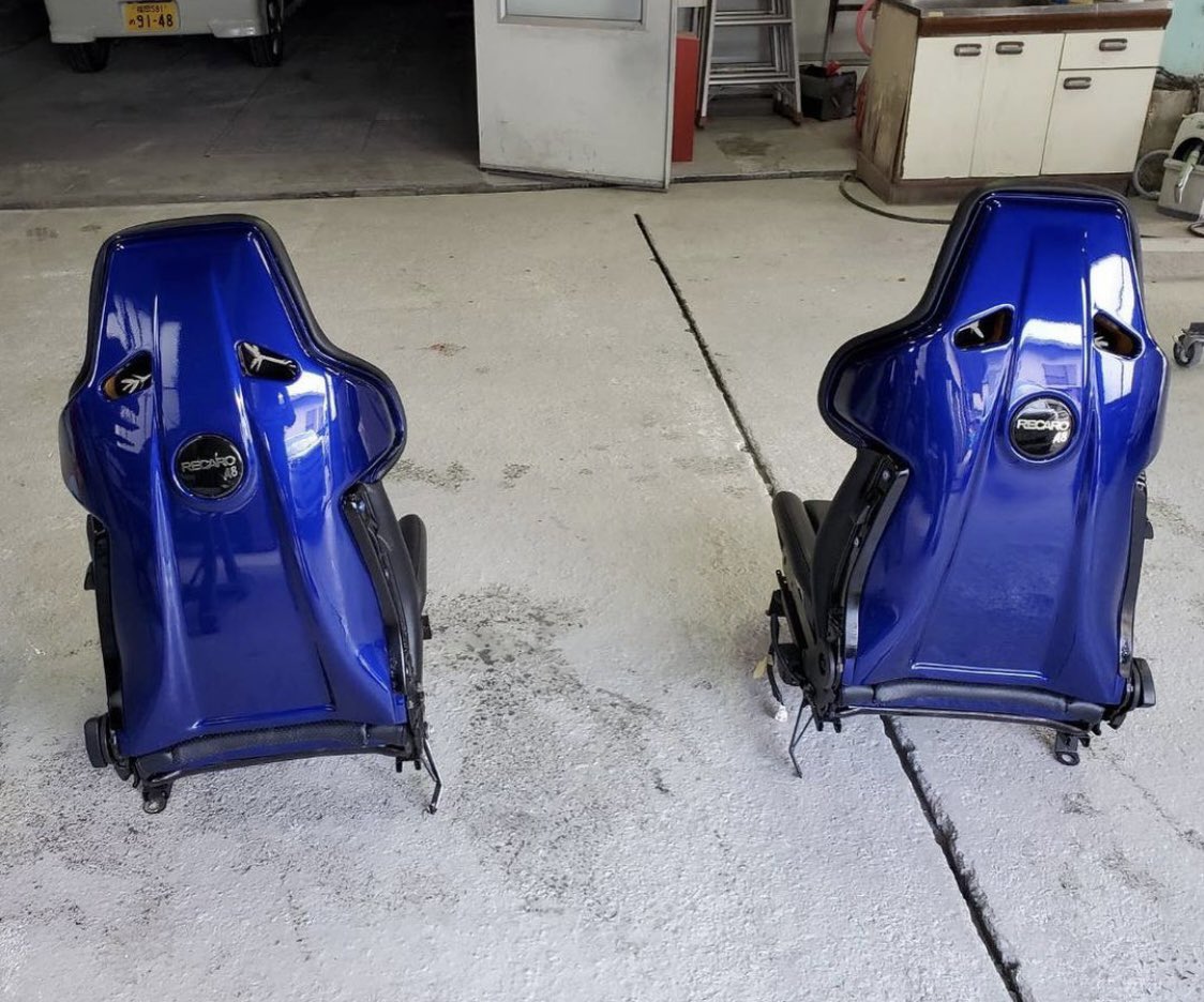 scion501's tweet image. 何事も人と被るのが嫌いな私。recaro  A8も基本被らないですね〜。

A8をシート張り替え、recaro刺繍をブルーに打ち替え、バックシェルをボディー同色とシートだけでクソ拘りました😅

#recaro 
#sciontc
#サイオン tc