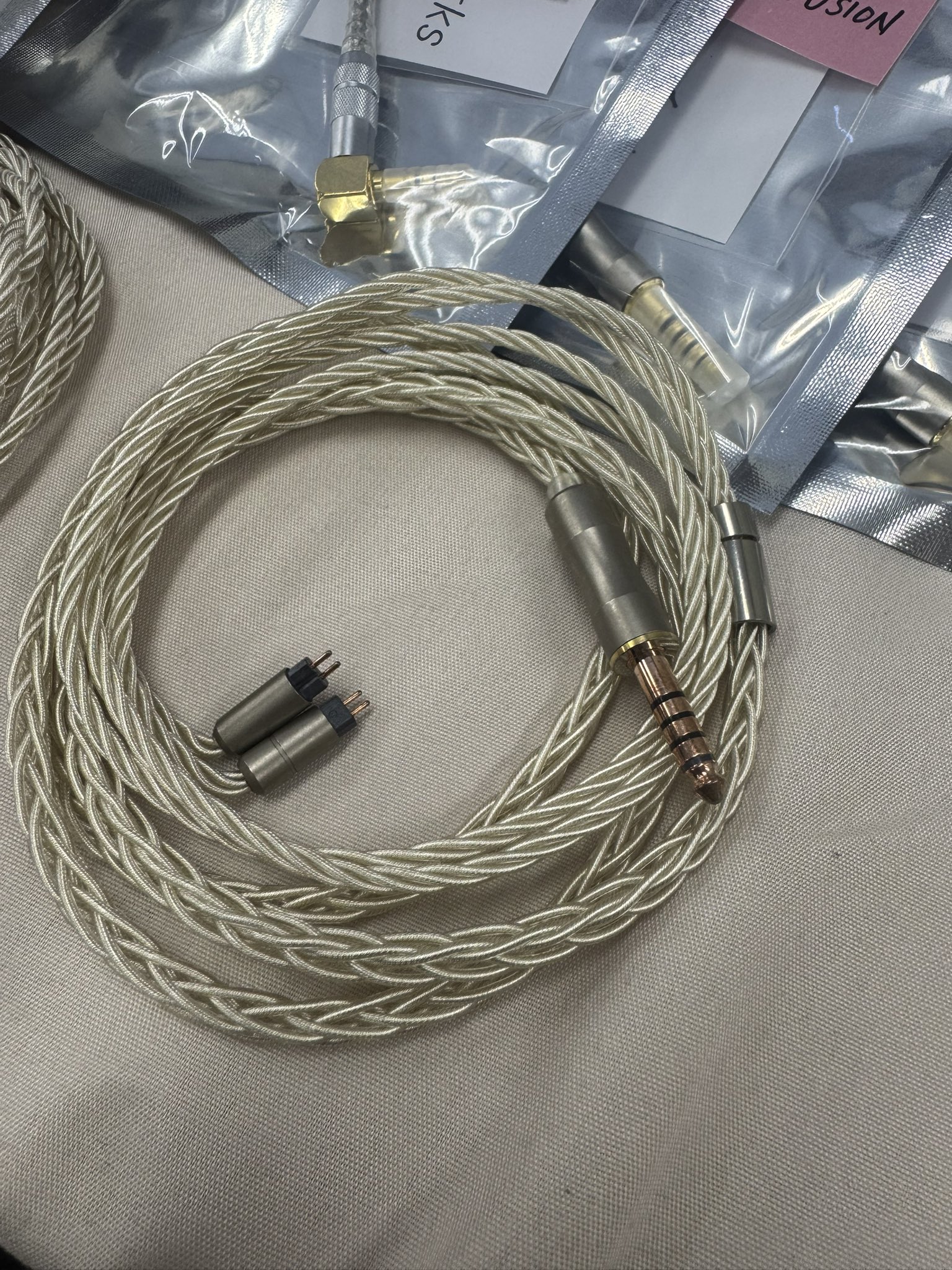 ケーブル・シールド ArkGenesis EVO CINQBES limited 自作ケーブルのラインナップと頒布について : こうすけのポタ