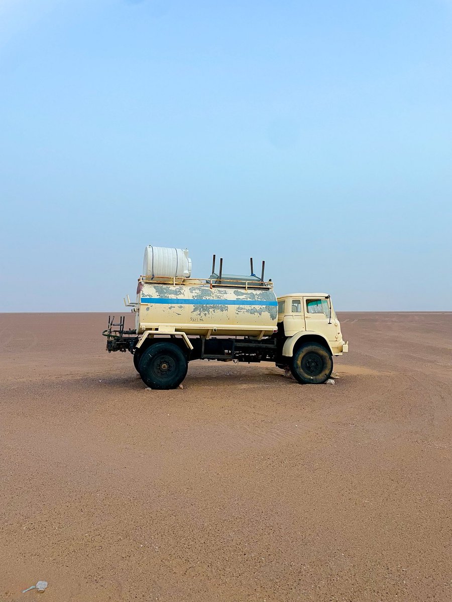 أخطاؤنا جزء من انسانيتنا، والتزام البعض بمظهر المثالية ليس الا تمثيل متقن، فالكمال ليس من طبيعة البشر.

#لقطة مـن فيافي عُمان