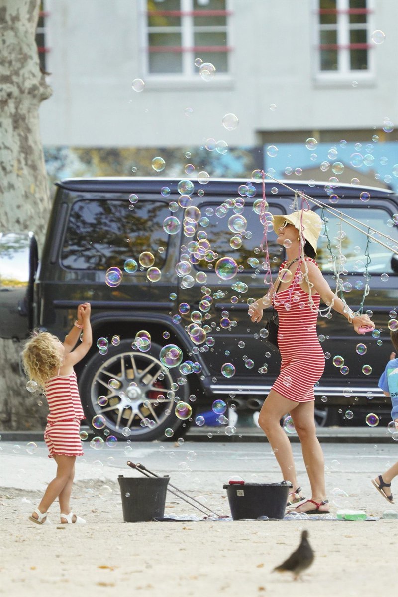 5 years ago today, <a href="/katyperry/">KATY PERRY</a>'s first daughter was born. 

— Happy Birthday Daisy Dove Bloom 🌼🤍