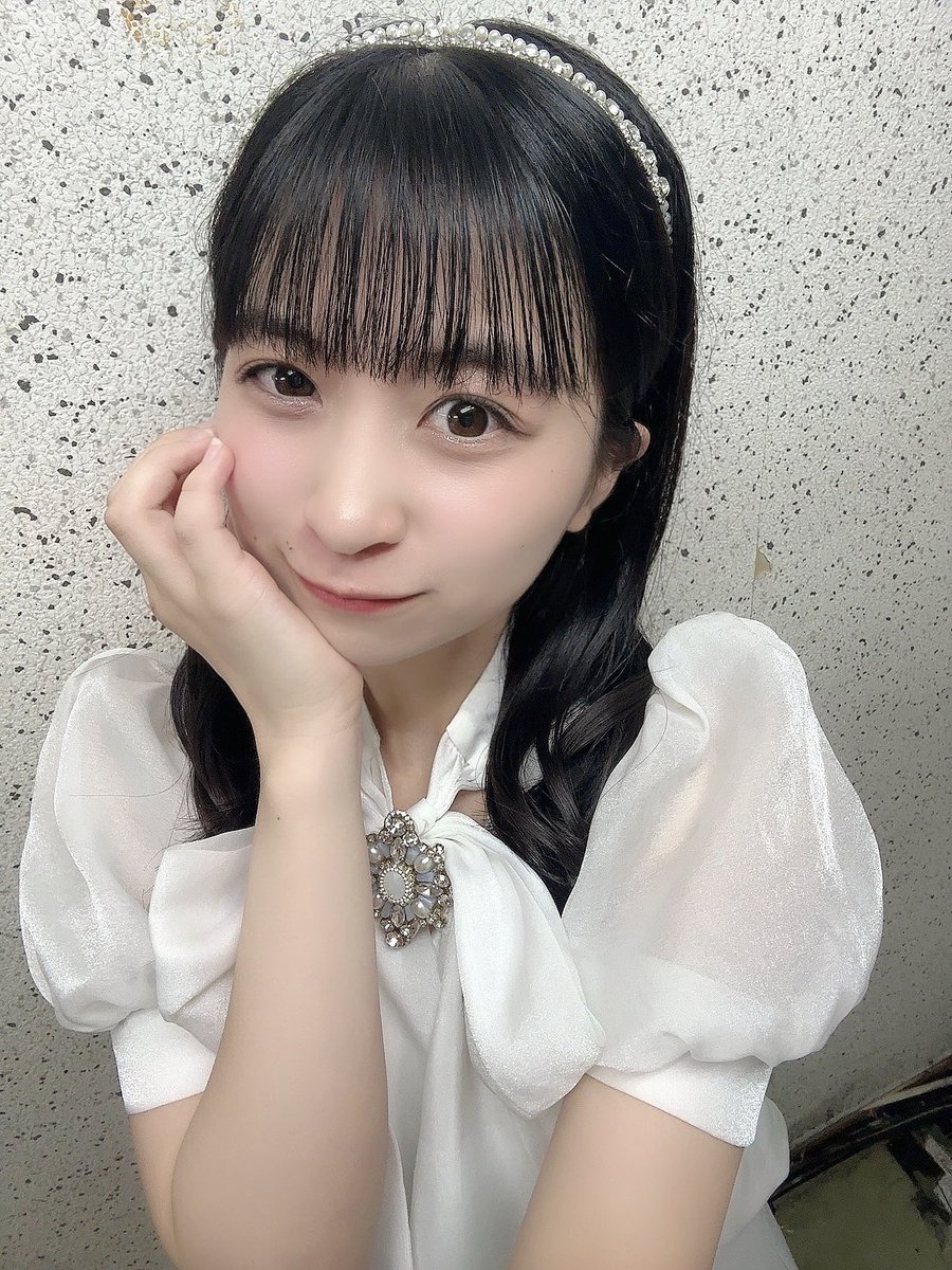 #パンナナ さん定期公演ありがとう
ございました🐼🤍🖤
あしたは平日ですが2本です、！どっちか
いてほしい！欲を言えばどっちも！🥺💕