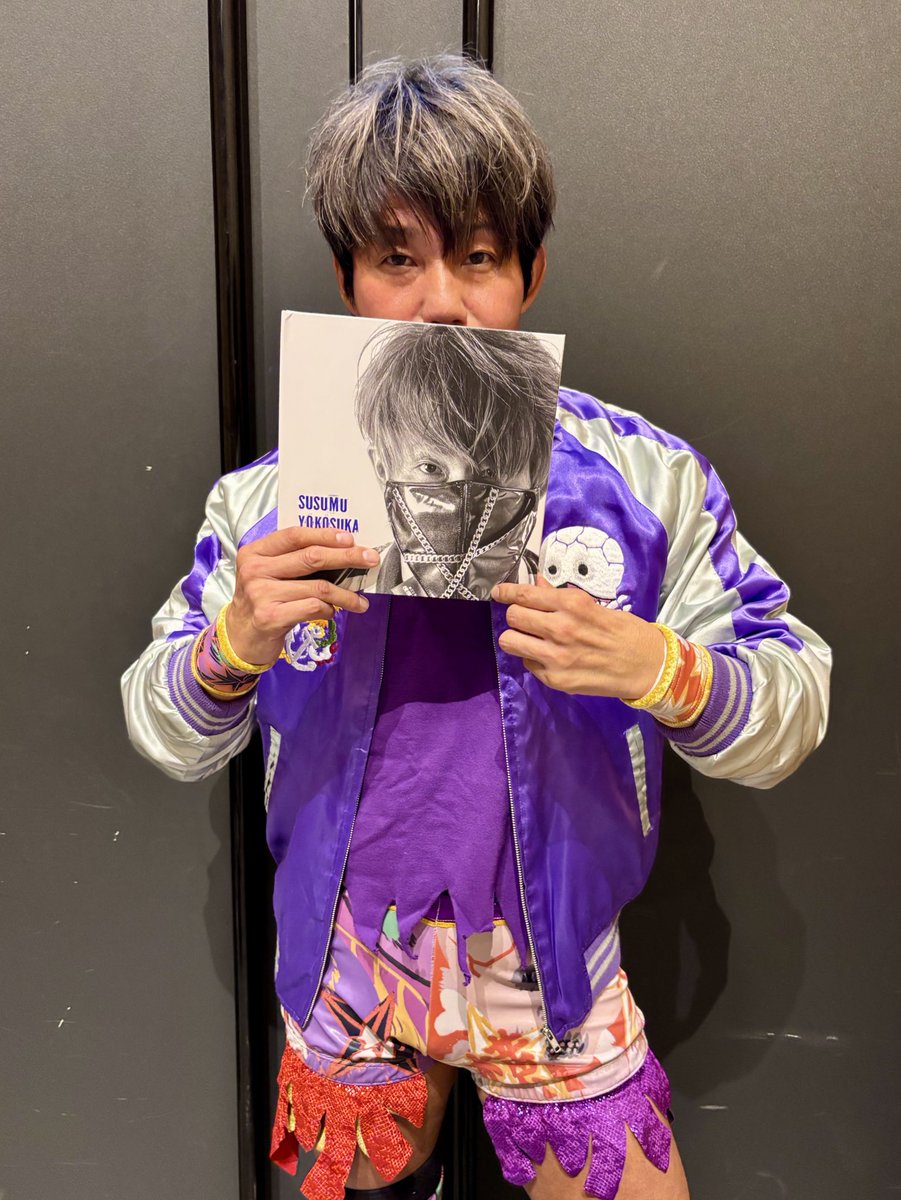 ssm_yokosuka046's tweet photo. フォトブックは期間限定販売で今月28日（明後日）までの受付となります👇
https://t.co/sJs5MHDn0m

うっかり忘れてた方、まだ間に合いますので今のうちにポチッとして下さいね🫡

おまけに生写真が付いたり、その中にはサイン入りもあるとかないとか？？？

#株式会社ジーピー #DRAGONGATE https://t.co/mYSQHarsiV