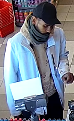 WRPSToday's tweet photo. Between May 17 and May 20, six vehicles were entered in the area of University Avenue East and Marshall Street. Victims’ bank cards were later used fraudulently by an unknown suspect.

Details: https://t.co/AlJCASzFZP
 
Police are seeking assistance to identify the suspect.
 
Anyone with information is asked to contact police or Waterloo Crime Stoppers.

WA25124704 (979)