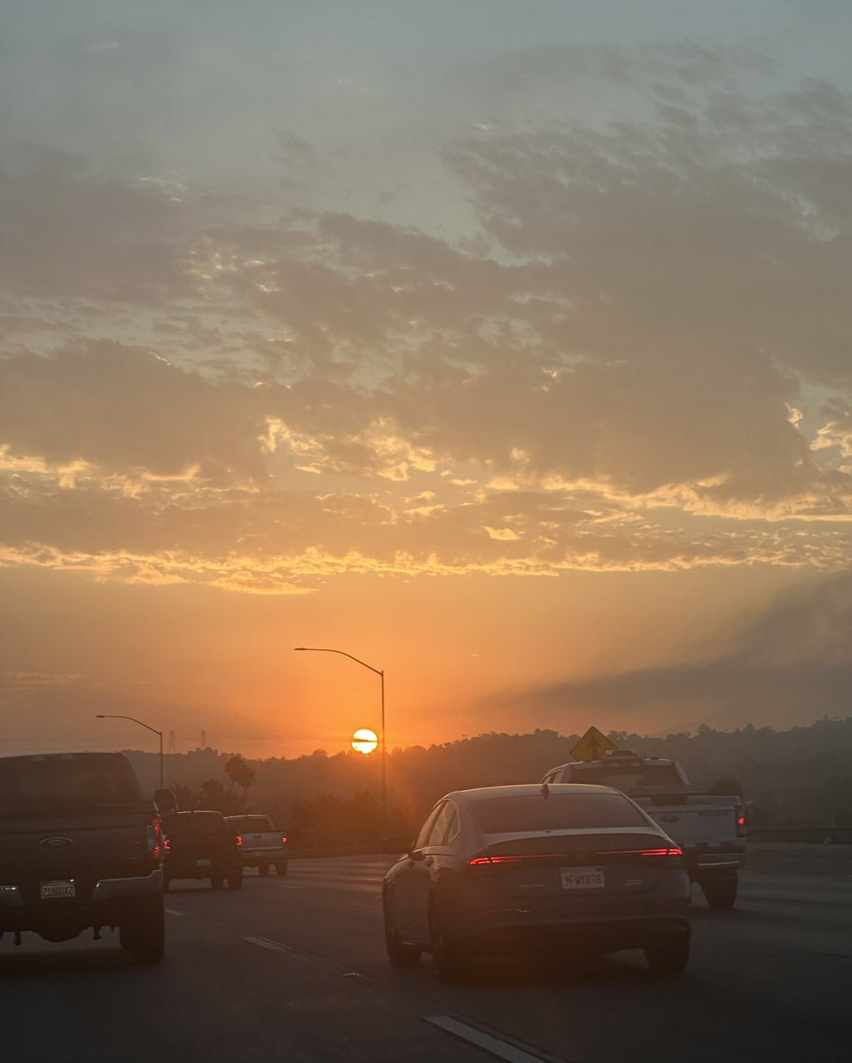 NKaravedas's tweet photo. Morning.....Grateful for another day 😎 #ThatDriveIn https://t.co/gVLVh0ZCGK