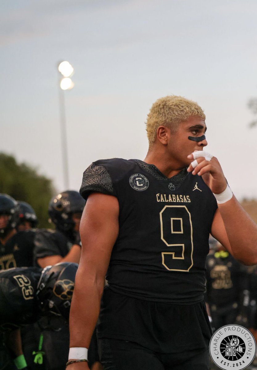 Check out my highlights from week 1 VS Bishop Alemany. Secured the W as a team (1-0) onto the next. 

hudl.com/video/3/179082…